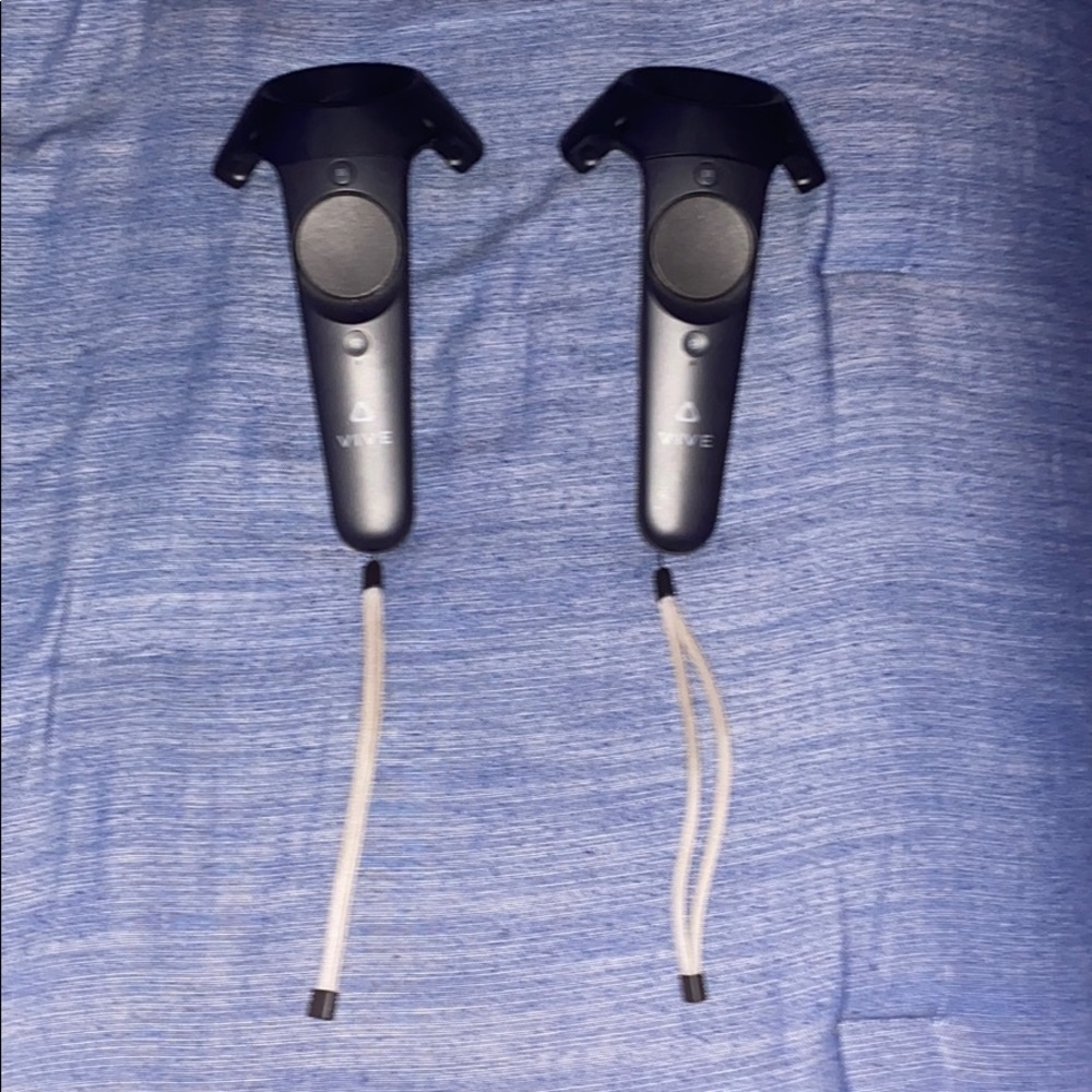HTC Vive Full Setup - Picture 2 of 4